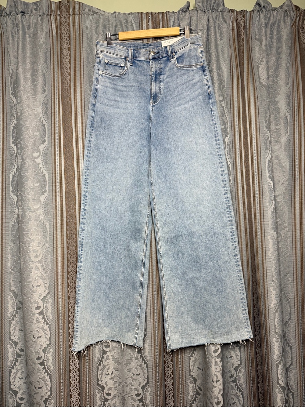 Rag & bone Sofie Ultra High Rise Wide-Leg Jean Whitney Denim - Picture 8 of 13